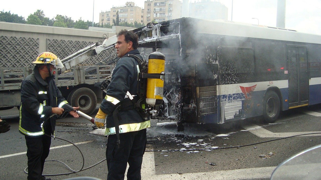 bus crash with emergency responders